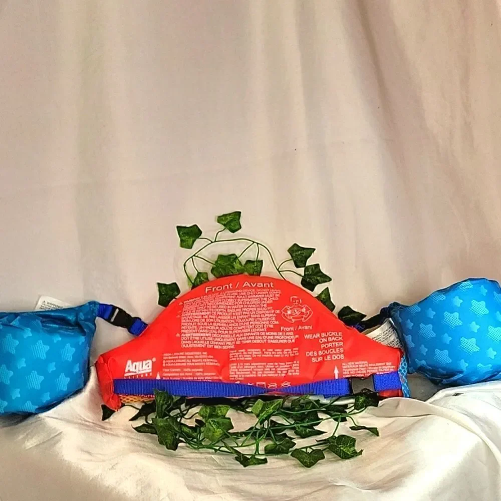 Aqua Leisure. Arm Floaties. Size 4-6yrs. Max 50 pounds. EUC